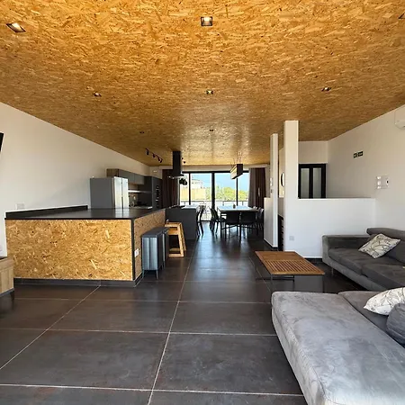 Xl Sky Seaview & Hot Tub Bbq